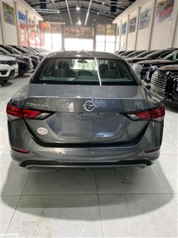 نيسان سنترا